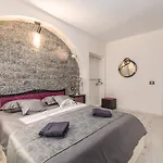 Hills Boutique Villa-ac In Every