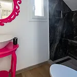 Hills Boutique Villa-ac In Every וילה