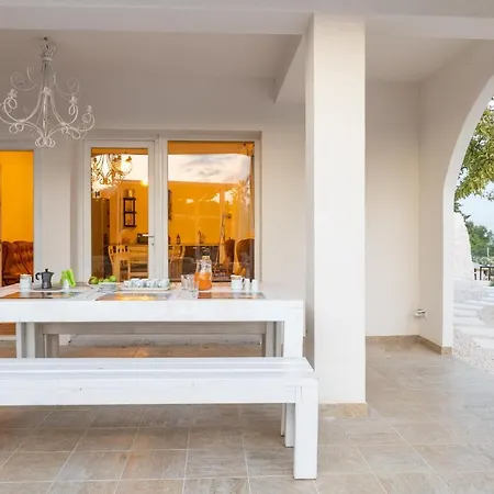 Hills Boutique Villa *