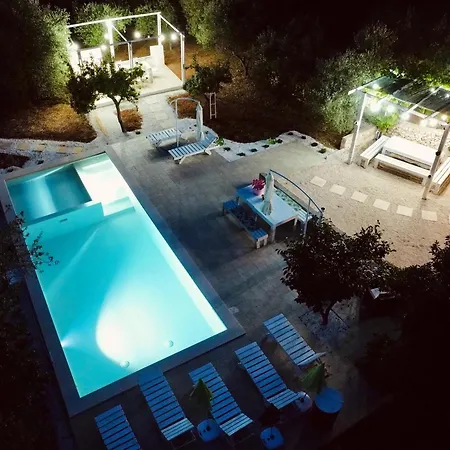 Hills Boutique Villa